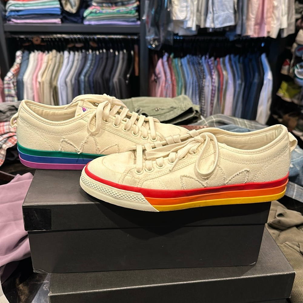 Adidas Love Unites